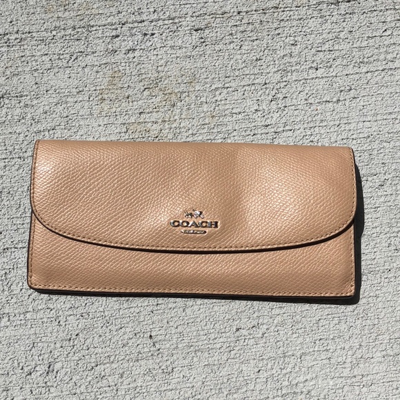 Perfect fall/winter duo! Coach purse and wallet - Picture 2 of 7